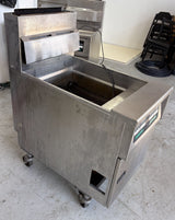 Pitco. 75lbs VAT floor model with control board. Natural Gas.